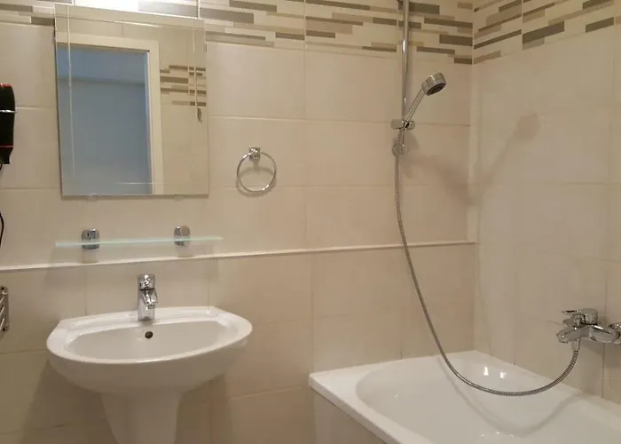 Διαμέρισμα Lelle Cb34 *